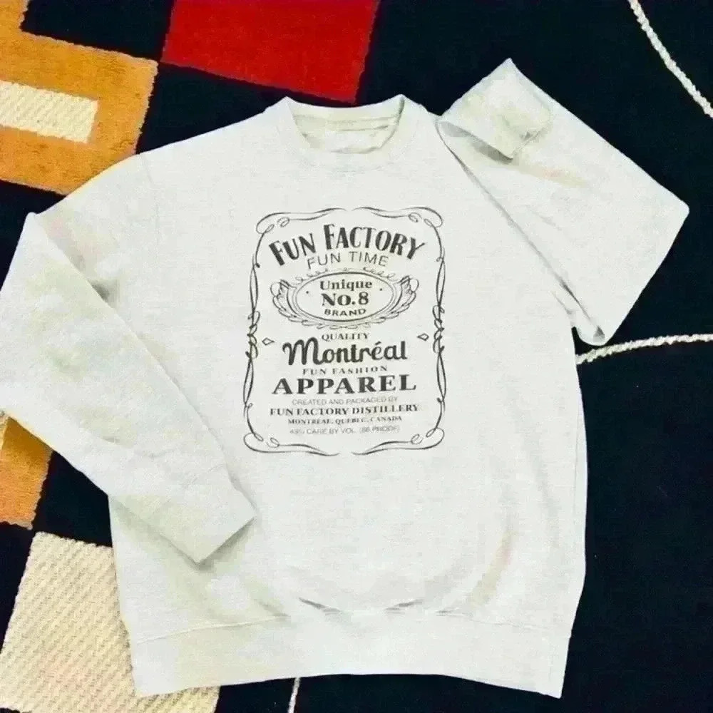 Grey Sweater Fun Factory Montreal Brand size  Small Médium